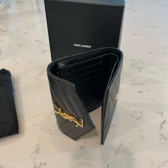 YSL Trifold Wallet - Picture 4 of 9